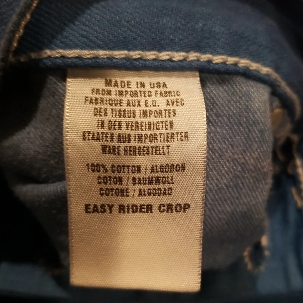 Lucky Brand crop jeans By Gene Montesano Size 6/28. Royal blue Slightly stressed
